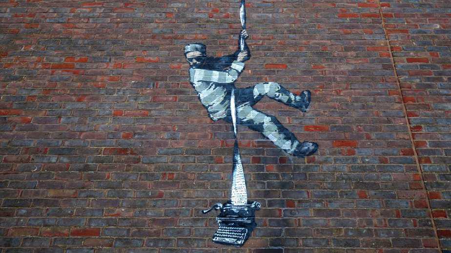 Escaping Prisoner – Reading Prison 
