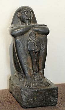 egyptian art depicted by Block statue